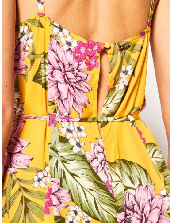 MACACÃO DE CALÇÃO ESTAMPADO FLORAL