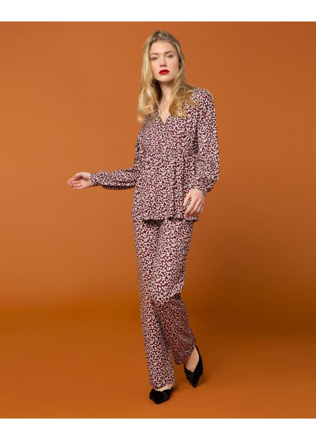 PIJAMA ESTAMPADO COM FLORES